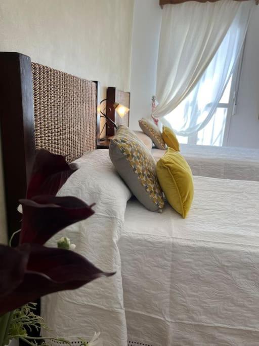 Casa Azalea - Nuevo Alojamiento En Setenil De Las Bodegas 外观 照片